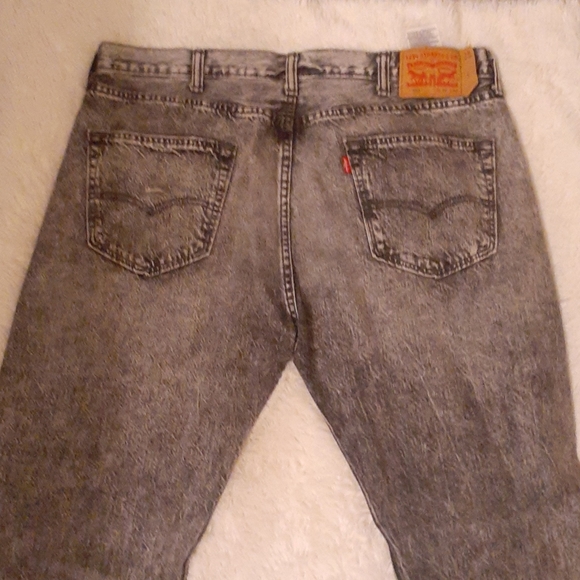 Levi's - Picture 2 of 2